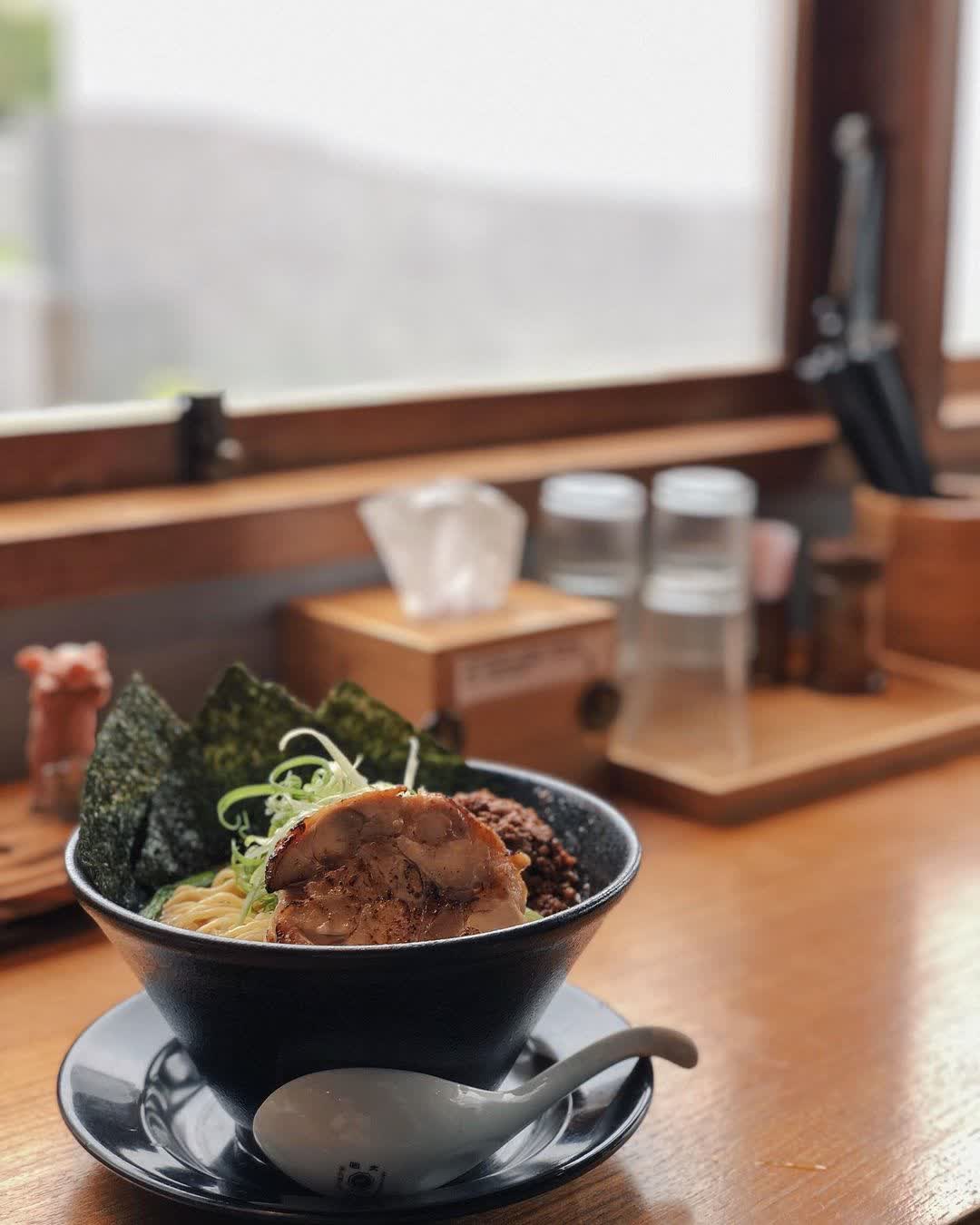 隱家拉麵 赤峰店