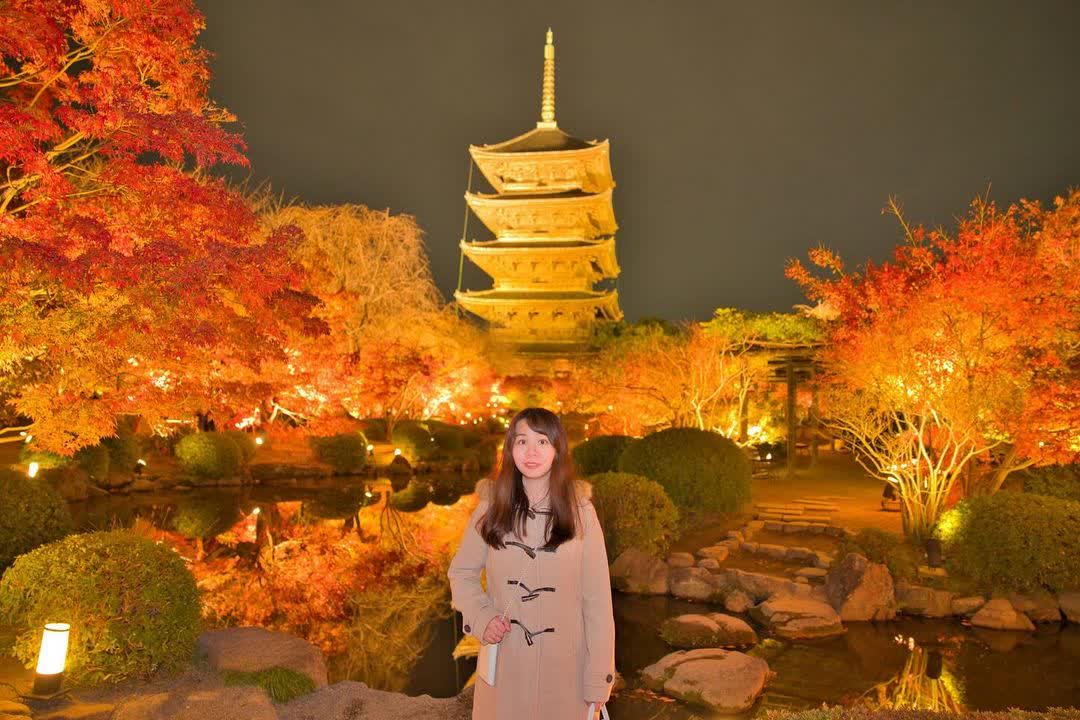 極上 五重塔 高さ約114㎝(台込) 約7.6kg 東な7-1011