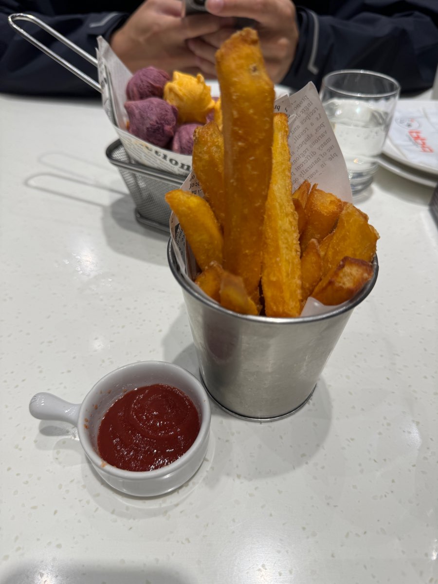 bb.q CHICKEN南紡購物店