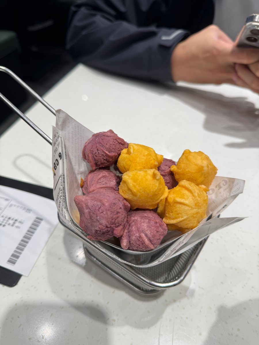 bb.q CHICKEN南紡購物店