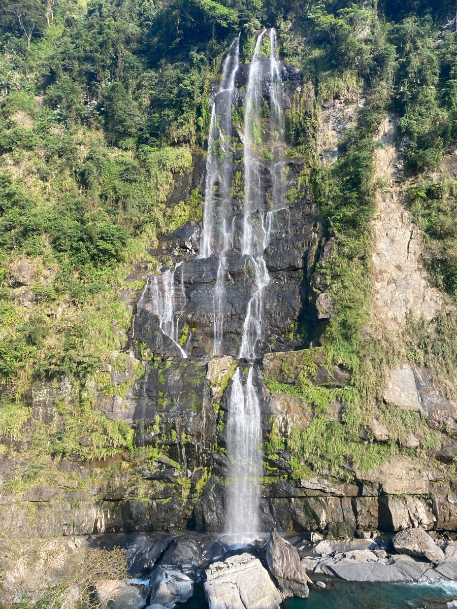 烏來瀑布&泰雅風味午餐