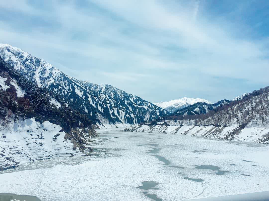 黑部水壩